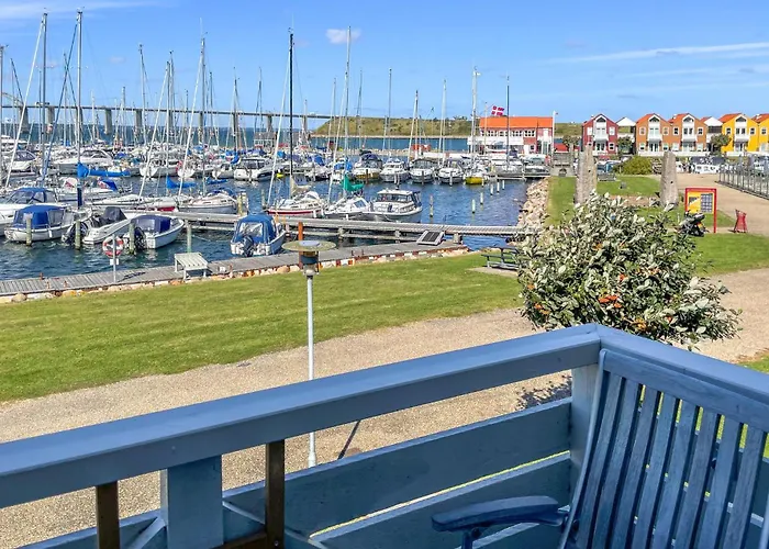 Lovely In With House Sea View Διαμέρισμα